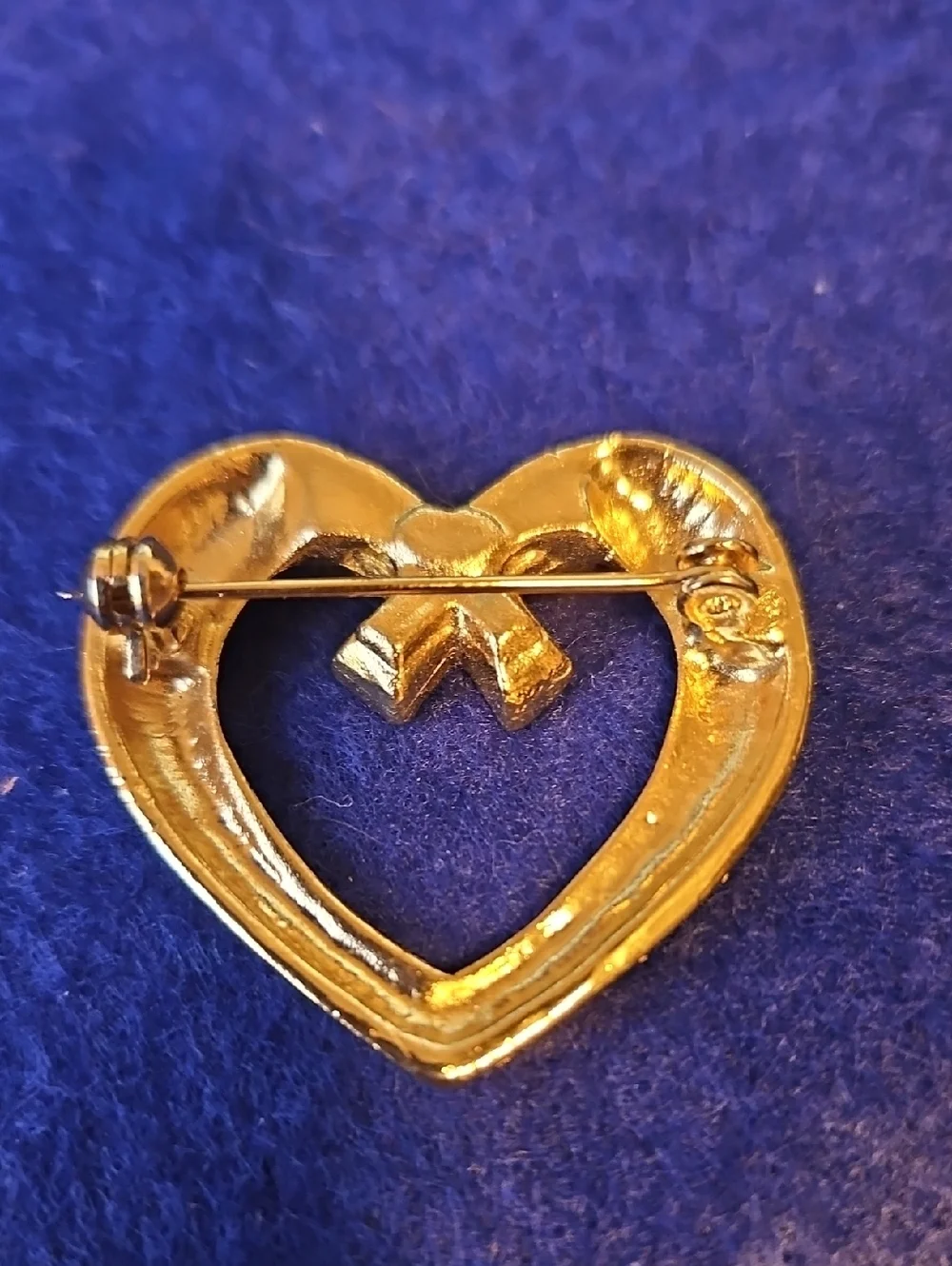 Vintage Brooche Heart With X Of Rhinestones Goldtone VGUC 80s-90s